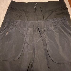 NEW 2 Athletic Training Shorts All in Motion Gaiam size Medium elastic waist